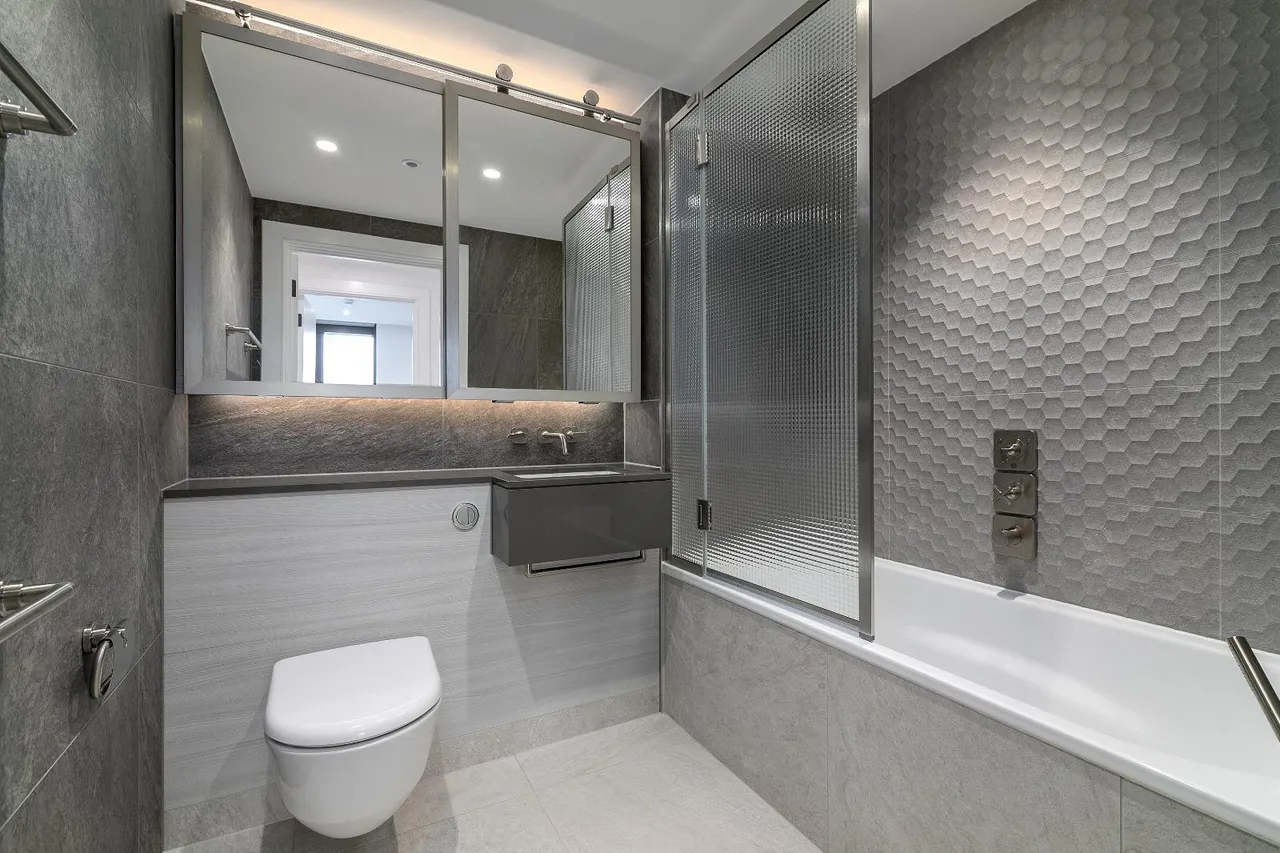 Fitzroy House, London, SW11, photo 13