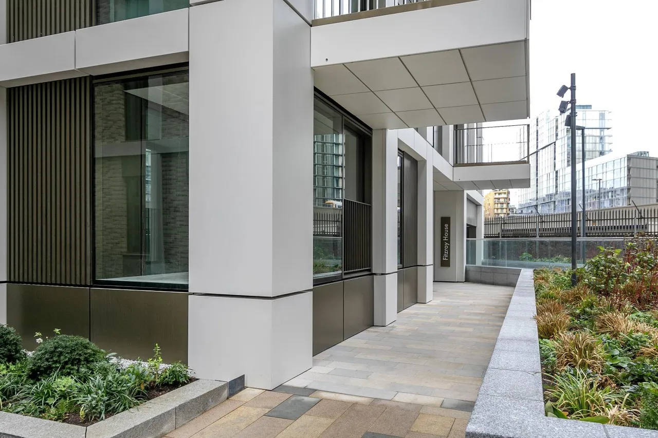Fitzroy House, London, SW11, photo 12