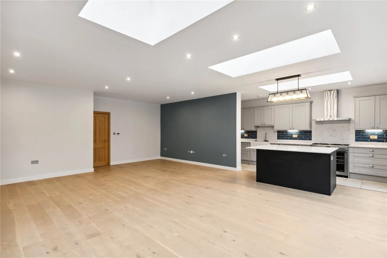 Mortlake Road, Kew, TW9, photo 3