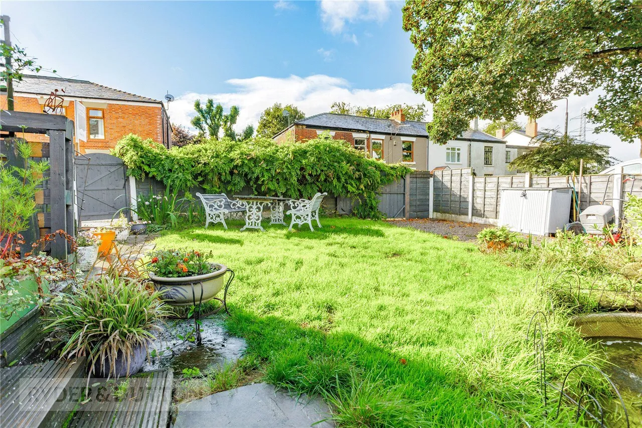Oaken Clough Drive, Ashton-Under-Lyne, OL7, photo 36