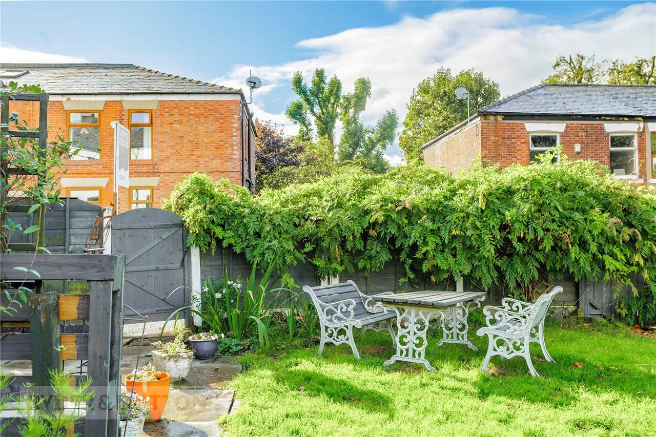 Oaken Clough Drive, Ashton-Under-Lyne, OL7, photo 18