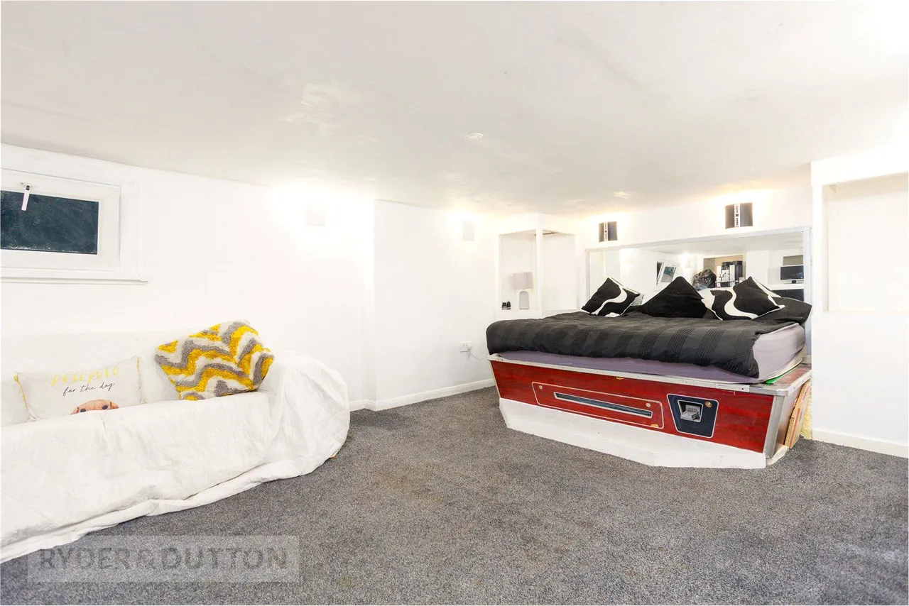 Oaken Clough Drive, Ashton-Under-Lyne, OL7, photo 14