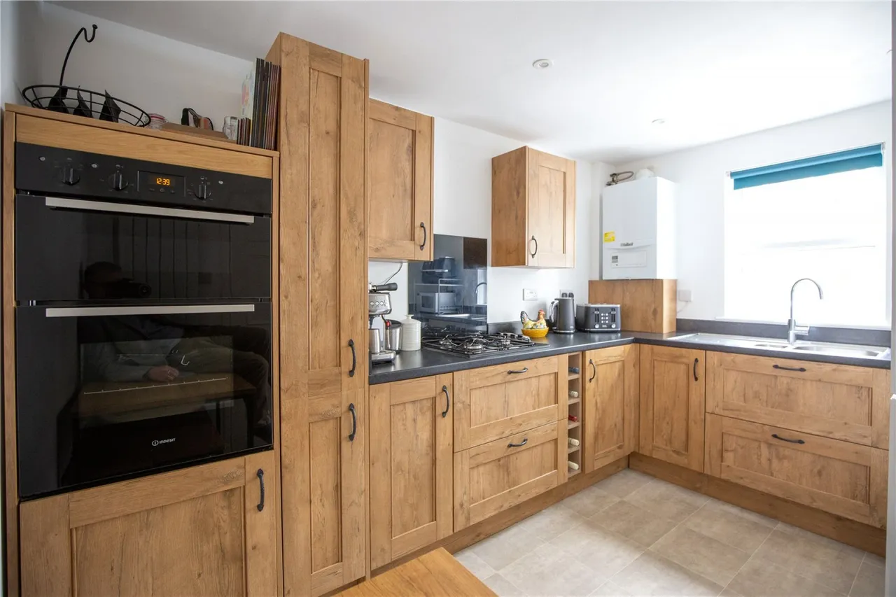 Muller Avenue, Bristol, BS7, photo 2