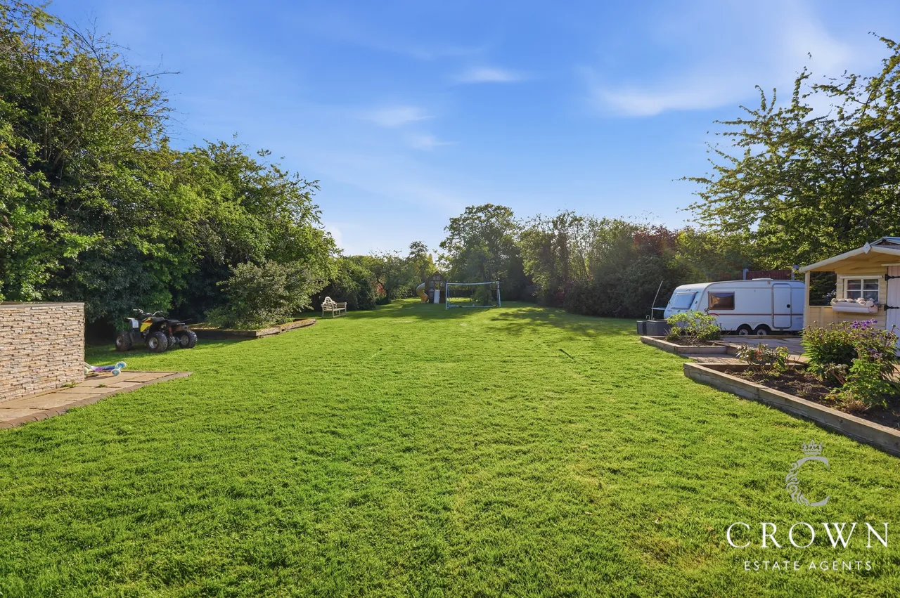 Church Road, Ramsden Bellhouse, photo 32