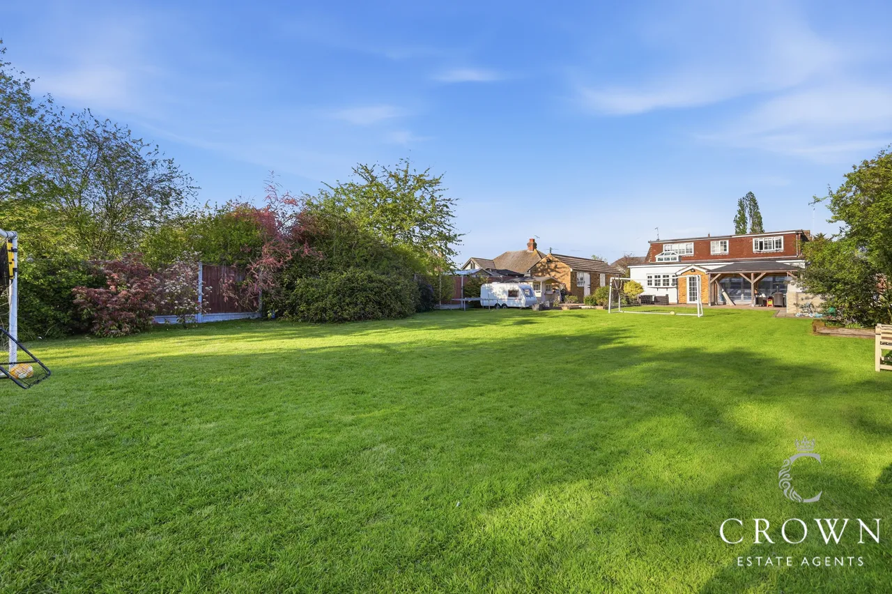 Church Road, Ramsden Bellhouse, photo 31