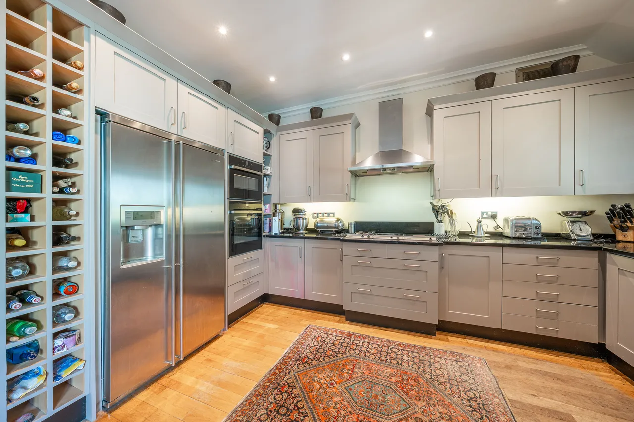 Woodfield Avenue, London, SW16, photo 9