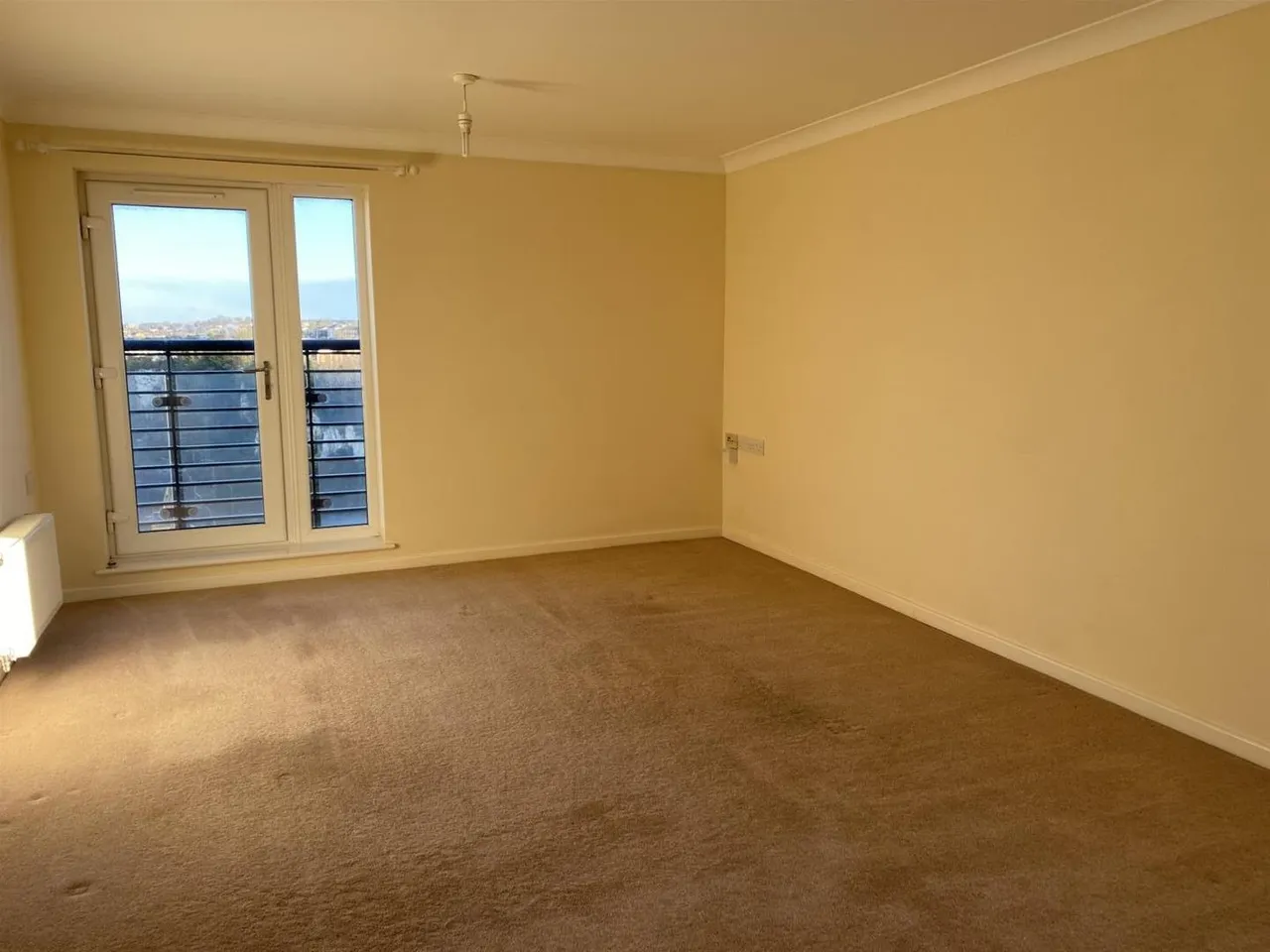 Lawn Road, Northfleet, Kent DA11 9HW, photo 4