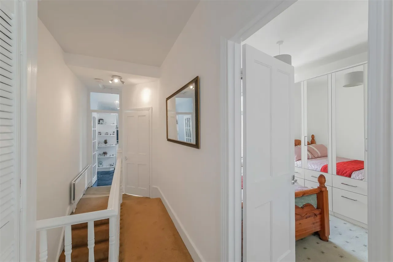 Whitney Road, Leyton, E10, photo 12