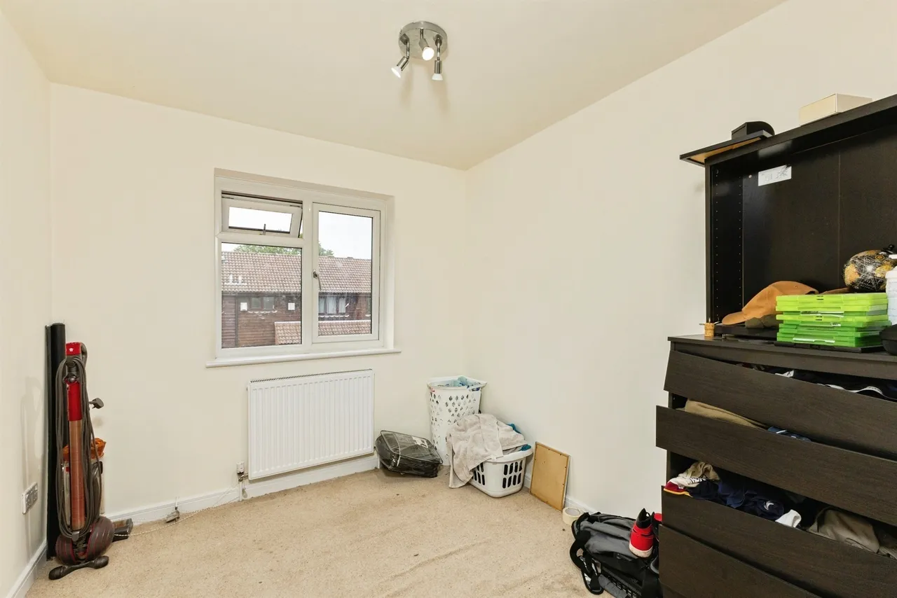 Minden Close, Wokingham, RG41, photo 13