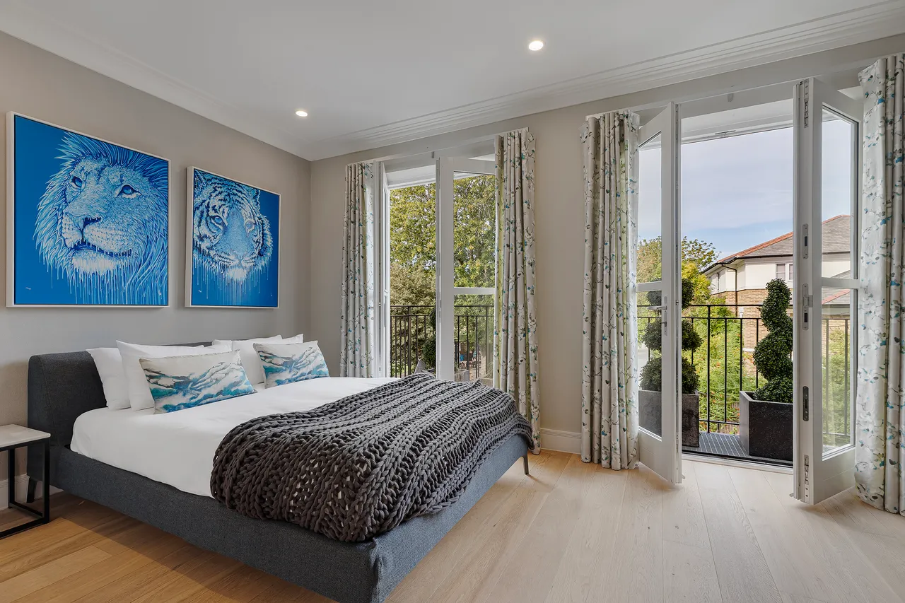 Beavor Lane, Hammersmith, West London, photo 12