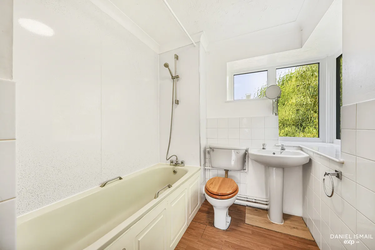 Kenton Way, Langdon Hills, SS16, photo 12