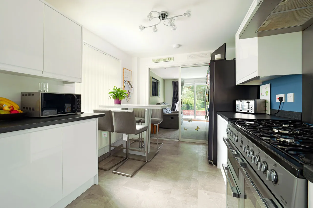 Canterbury Road, Etchinghill, CT18, photo 3