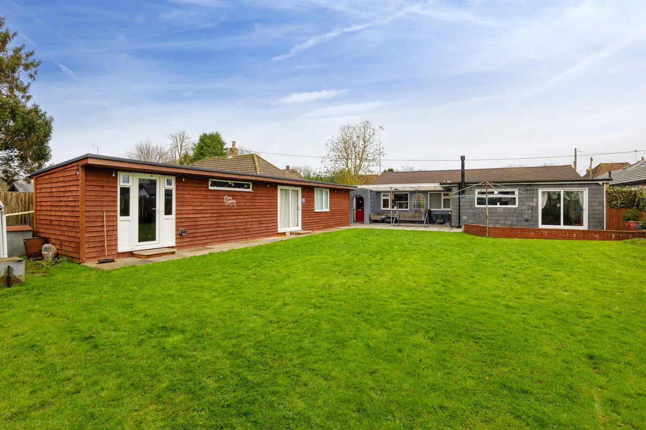 Canterbury Road, Etchinghill, CT18, photo 2