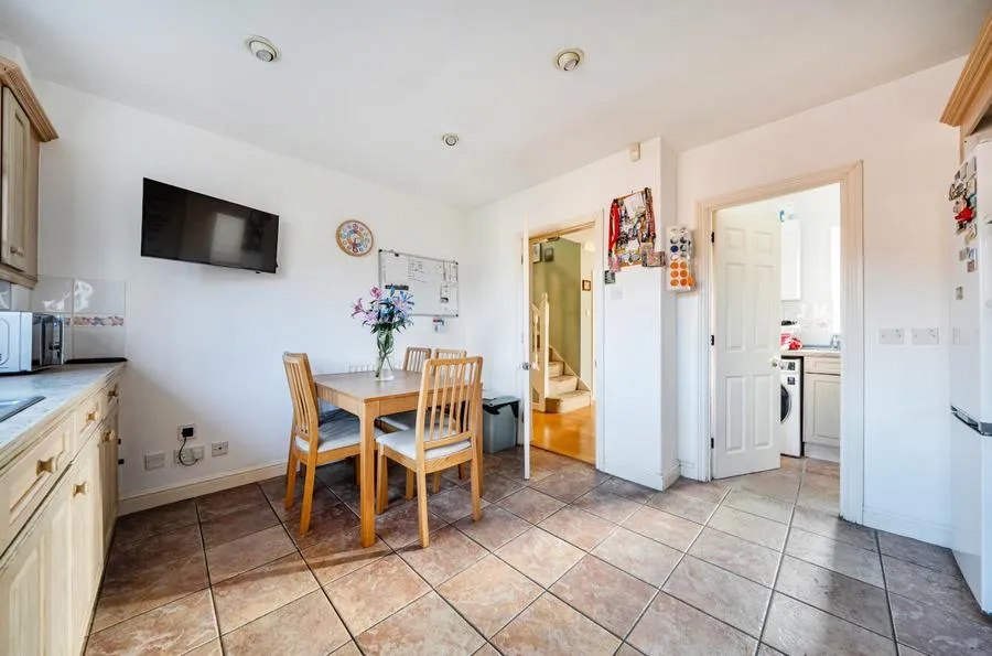 Barclay Close, Charndon, OX27, photo 5