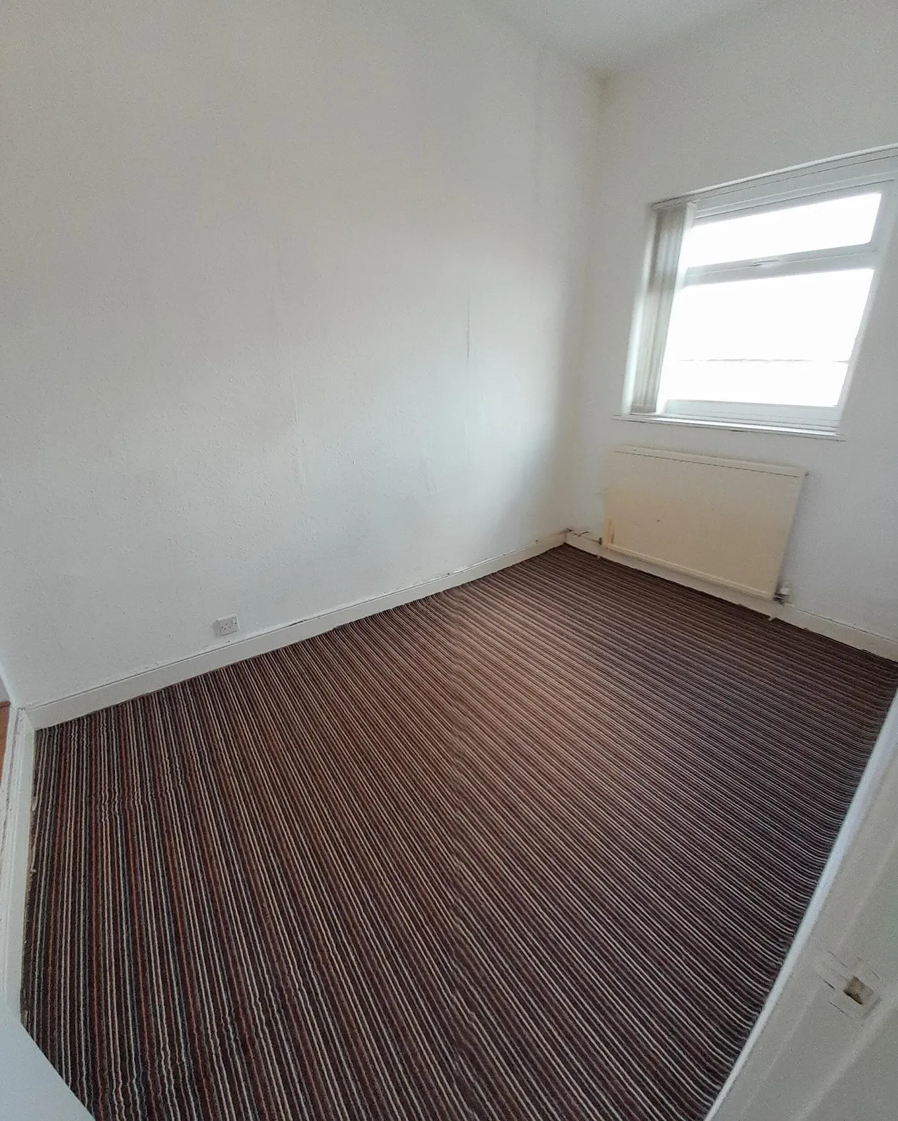 High Street, Droylsden, M43, photo 10