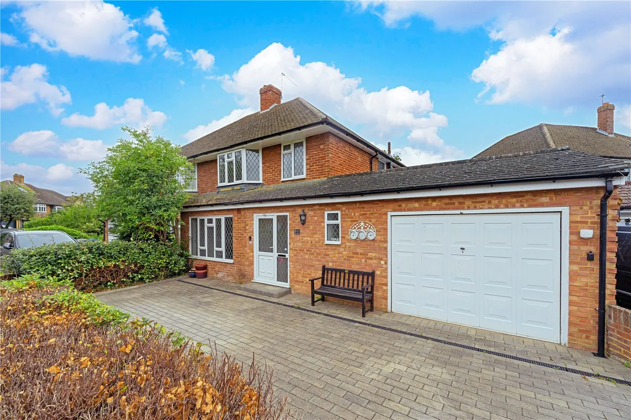 Paddocks Way, Chertsey, KT16 8HP, photo 11