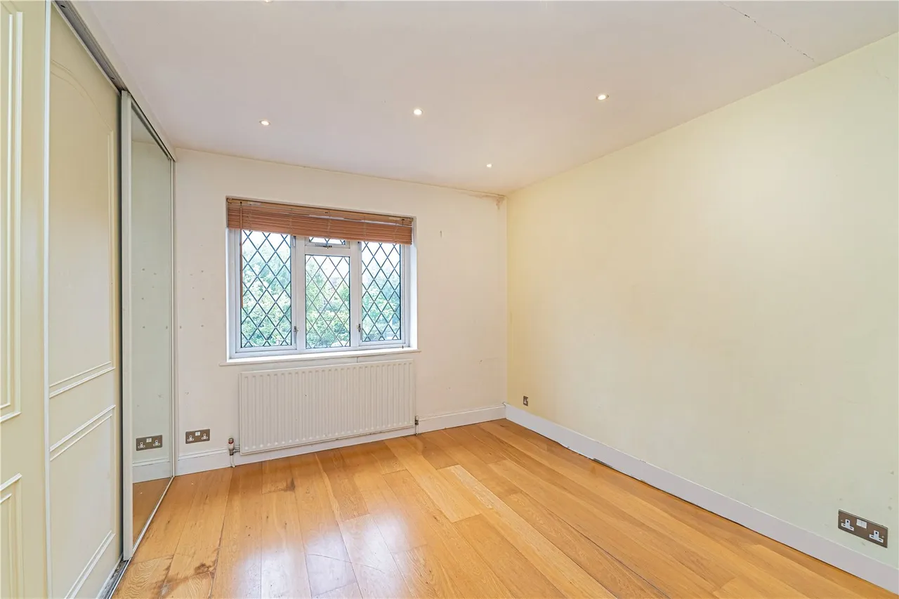 Paddocks Way, Chertsey, KT16 8HP, photo 8