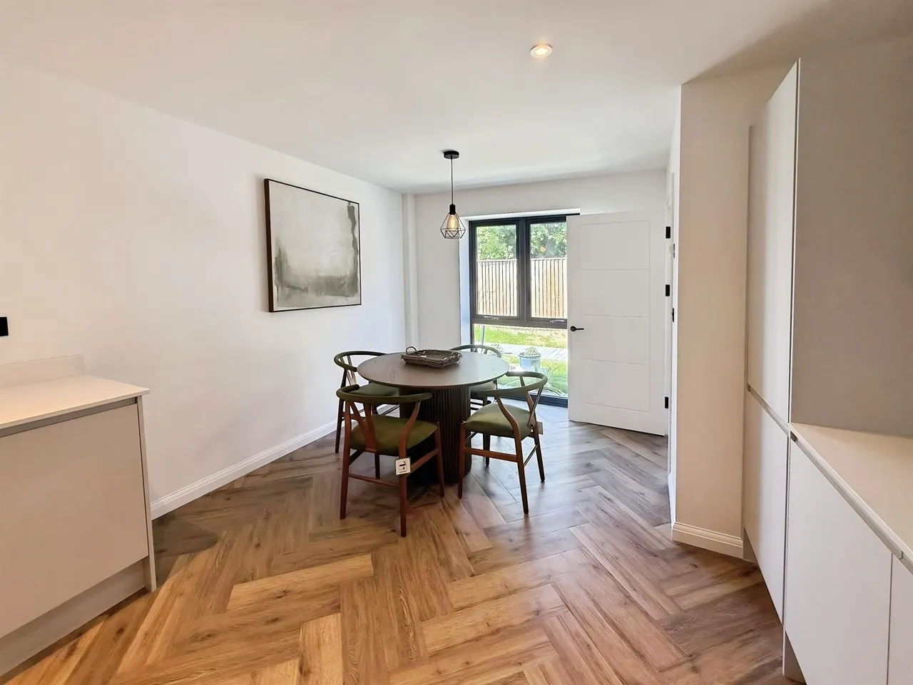 Aylesbury Road, Rowsham, HP22, photo 15