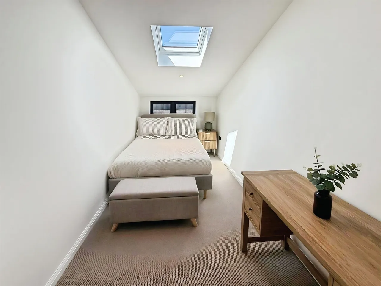 Aylesbury Road, Rowsham, HP22, photo 9