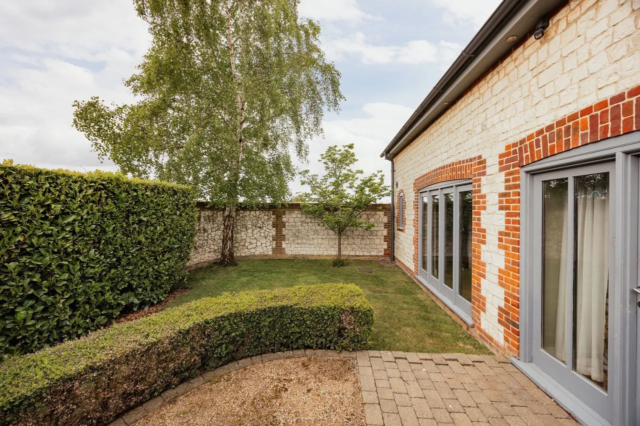 Detached Four Bedroom Home in the Coa, photo 12