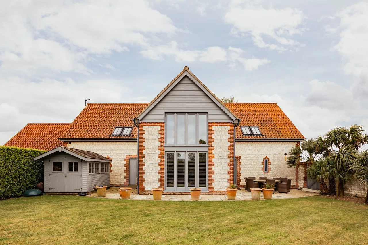 Detached Four Bedroom Home in the Coa, photo 2