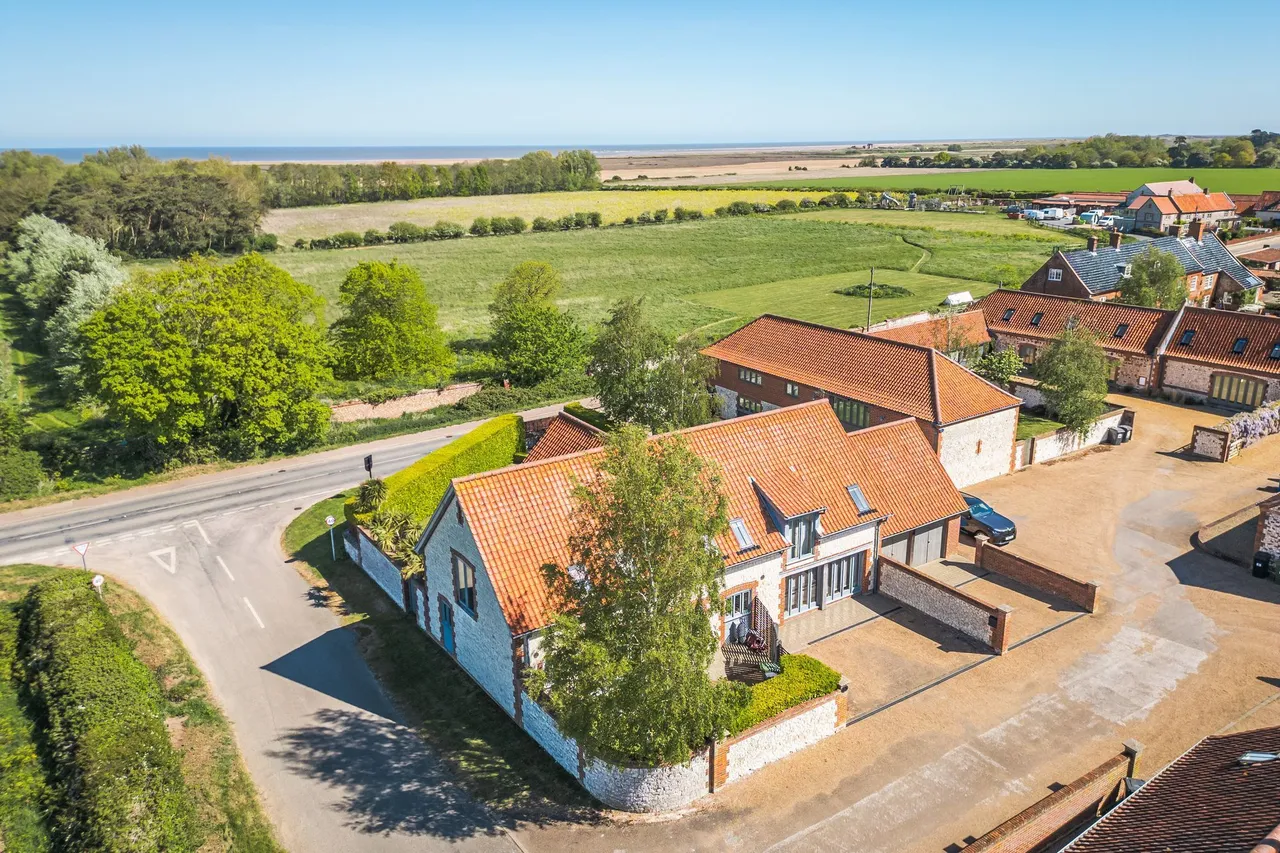 4 bed house for sale, Detached Four Bedroom Home in the Coa