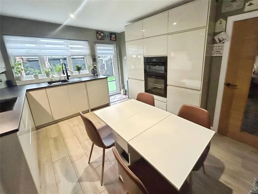 Dorothy Avenue, Sandiacre, Derbyshire, NG10, photo 3