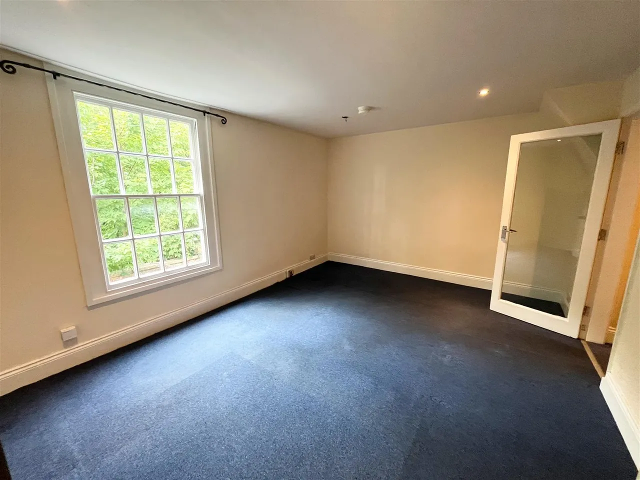 Back Wallgate, Macclesfield, SK11, photo 5