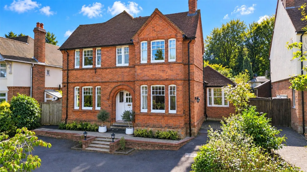 5 bed house for sale, Oak Tree Road, Tilehurst, RG31