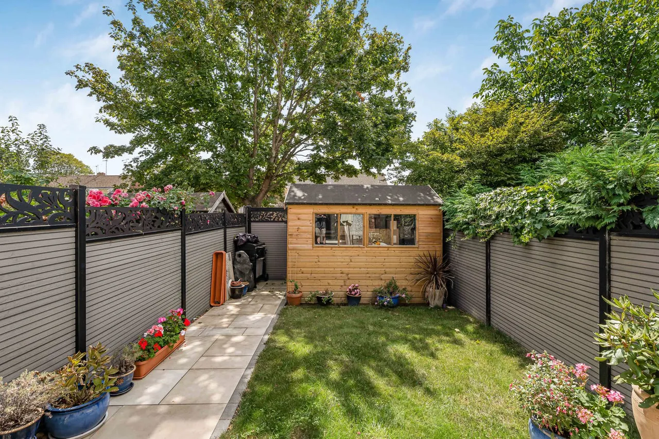 Anvil Road, Sunbury-on-Thames, TW16, photo 5