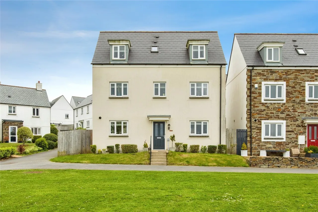 4 bed house for sale, Laroche Walk, Bodmin, PL31