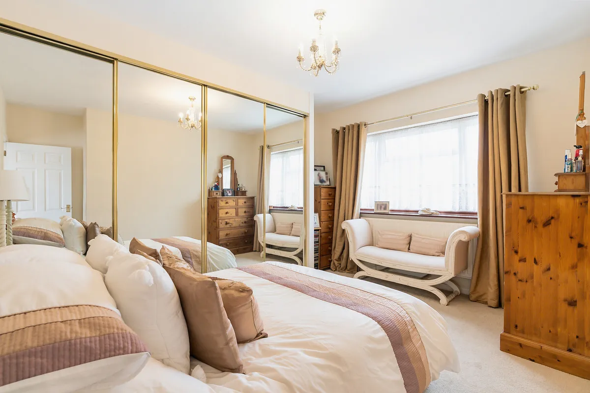 Feltham, TW13, photo 25