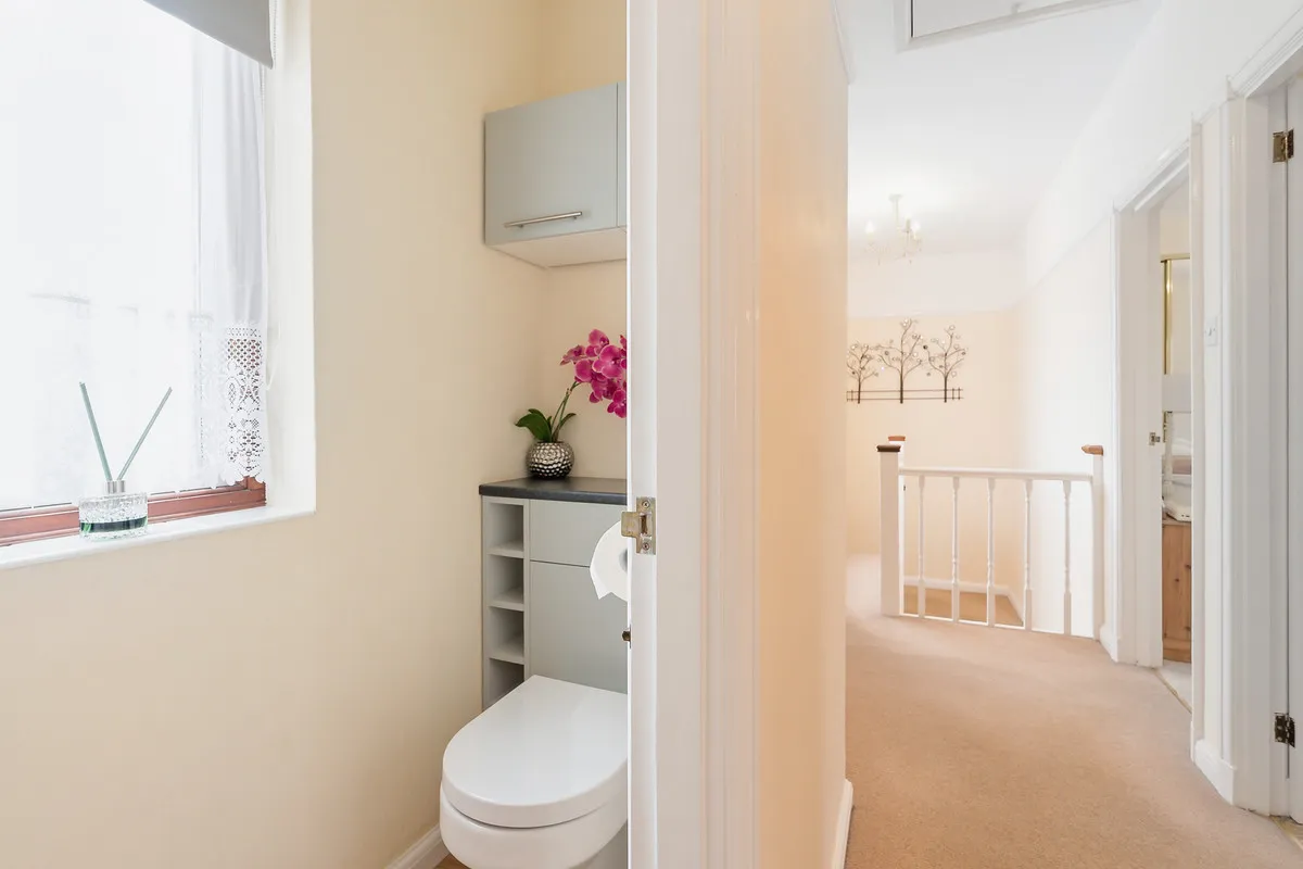 Feltham, TW13, photo 31