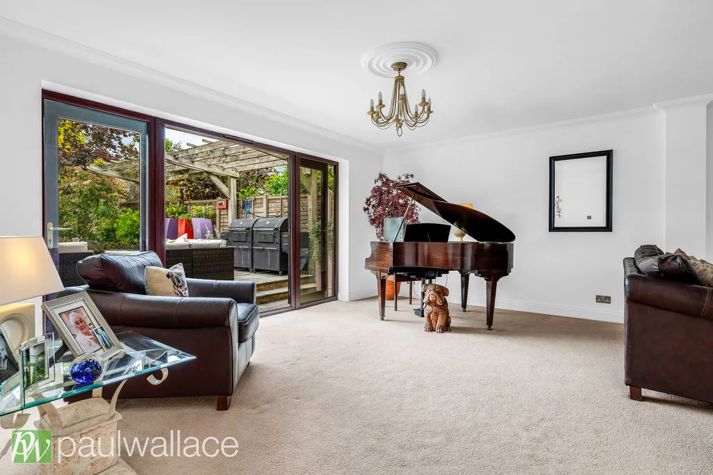 Middle Street, Nazeing, EN9, photo 13