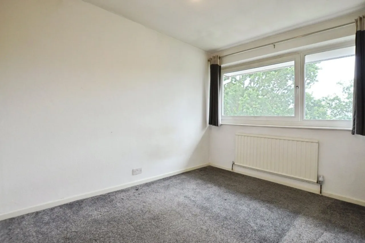 Cross Street, Farnborough, Hampshire,..., photo 10