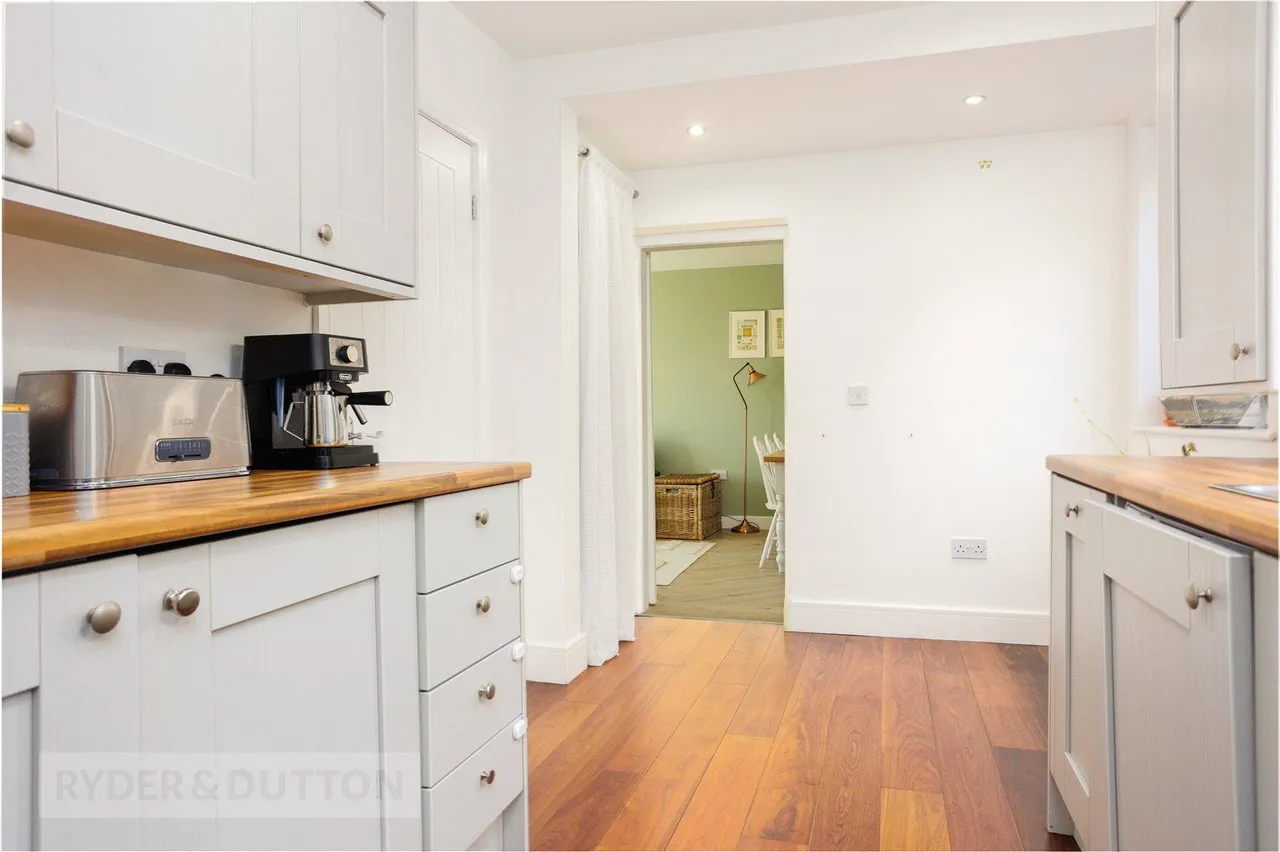 Hill End Road, Delph, OL3, photo 10