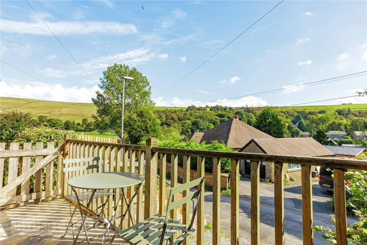 Hill End Road, Delph, OL3, photo 6