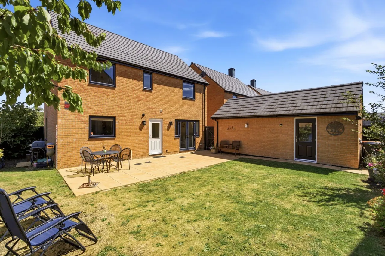 Tiber Meadow, Houghton Regis, LU5, photo 14