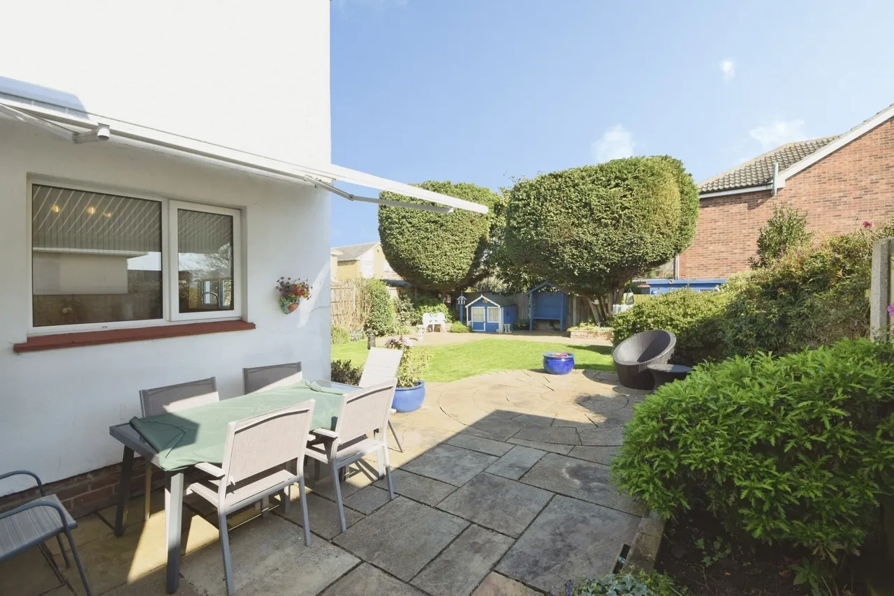 Wansfell Gardens, Thorpe Bay, Essex, SS1, photo 18