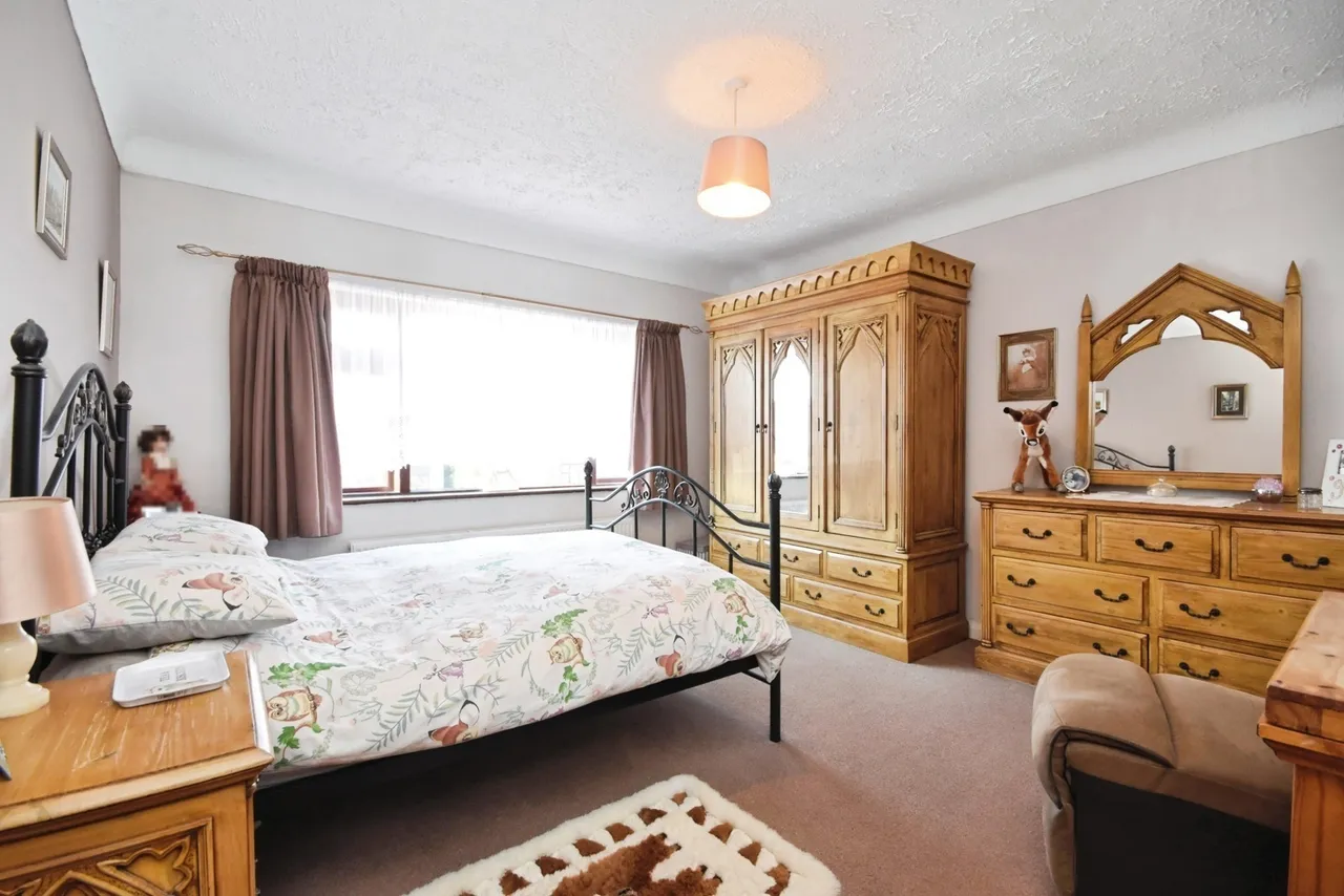 Wansfell Gardens, Thorpe Bay, Essex, SS1, photo 8