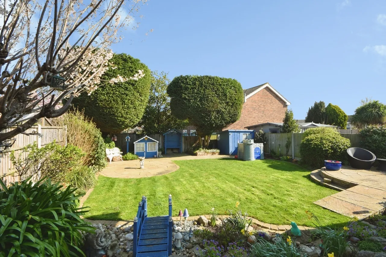Wansfell Gardens, Thorpe Bay, Essex, SS1, photo 17