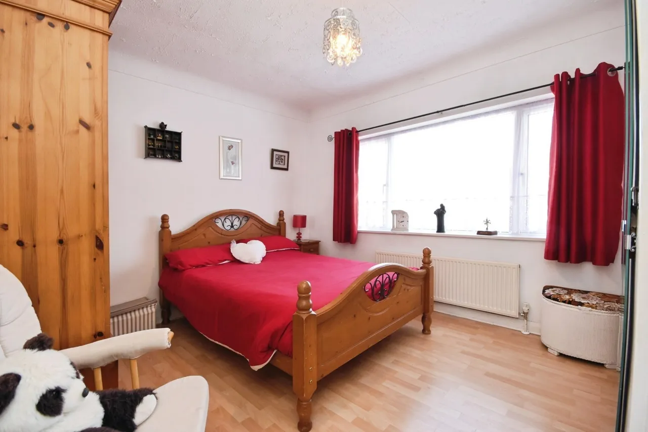 Wansfell Gardens, Thorpe Bay, Essex, SS1, photo 7