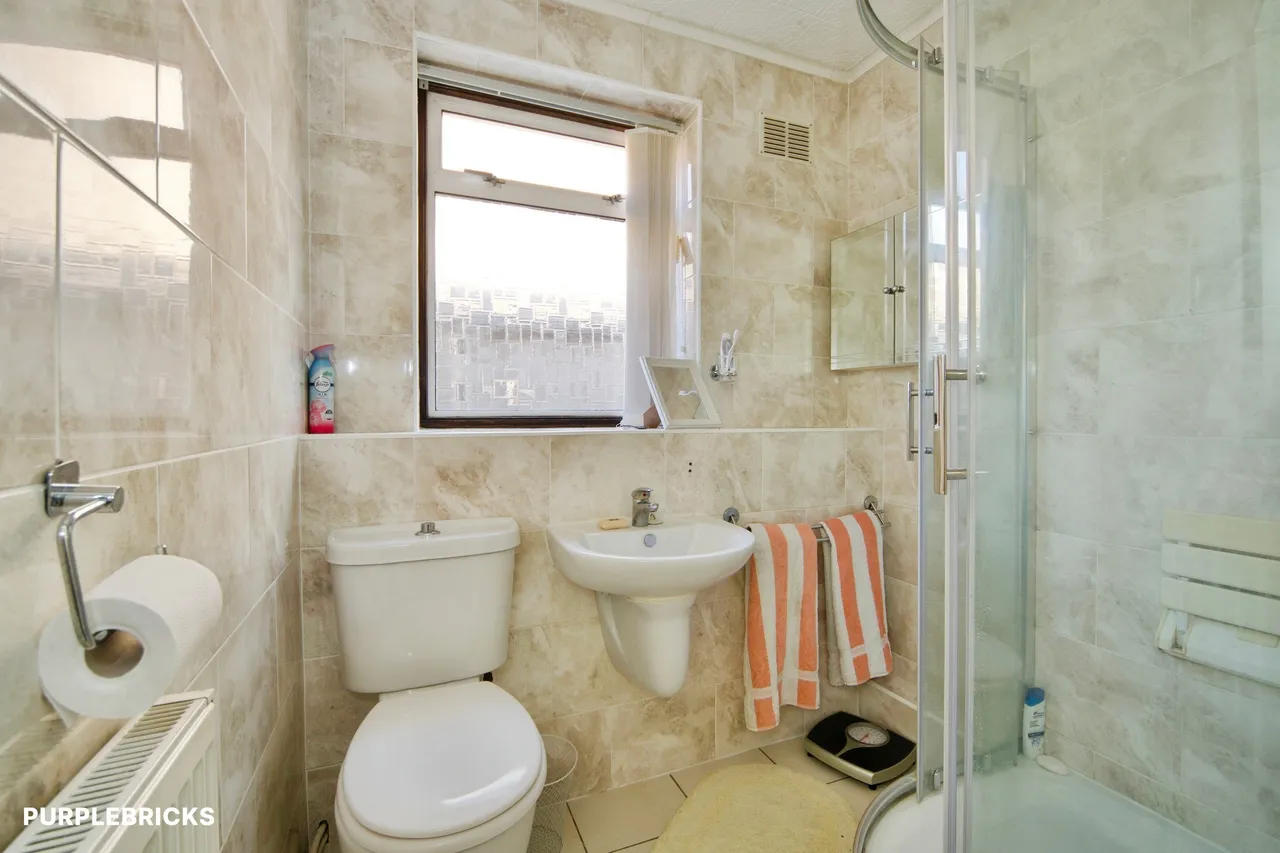 Friern Park, London, N12, photo 19
