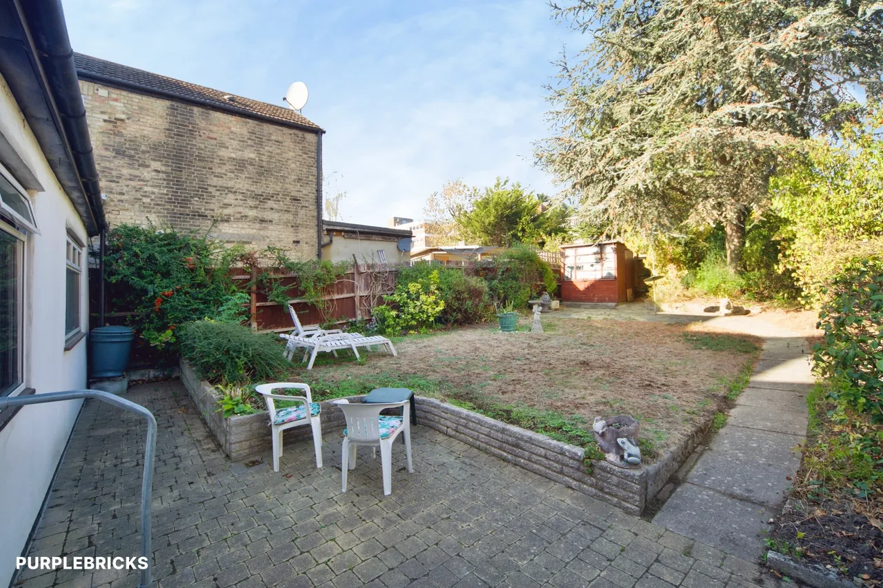 Friern Park, London, N12, photo 26