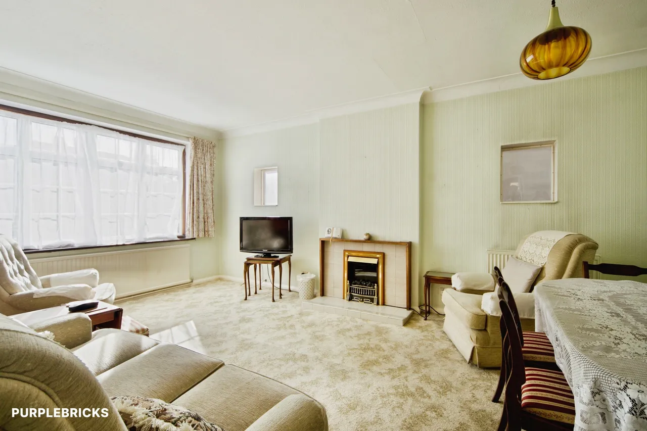 Friern Park, London, N12, photo 3