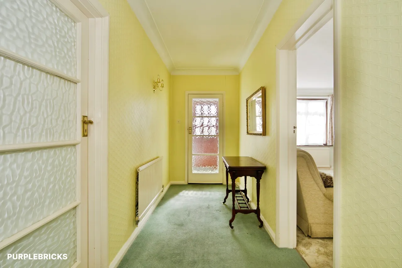 Friern Park, London, N12, photo 8