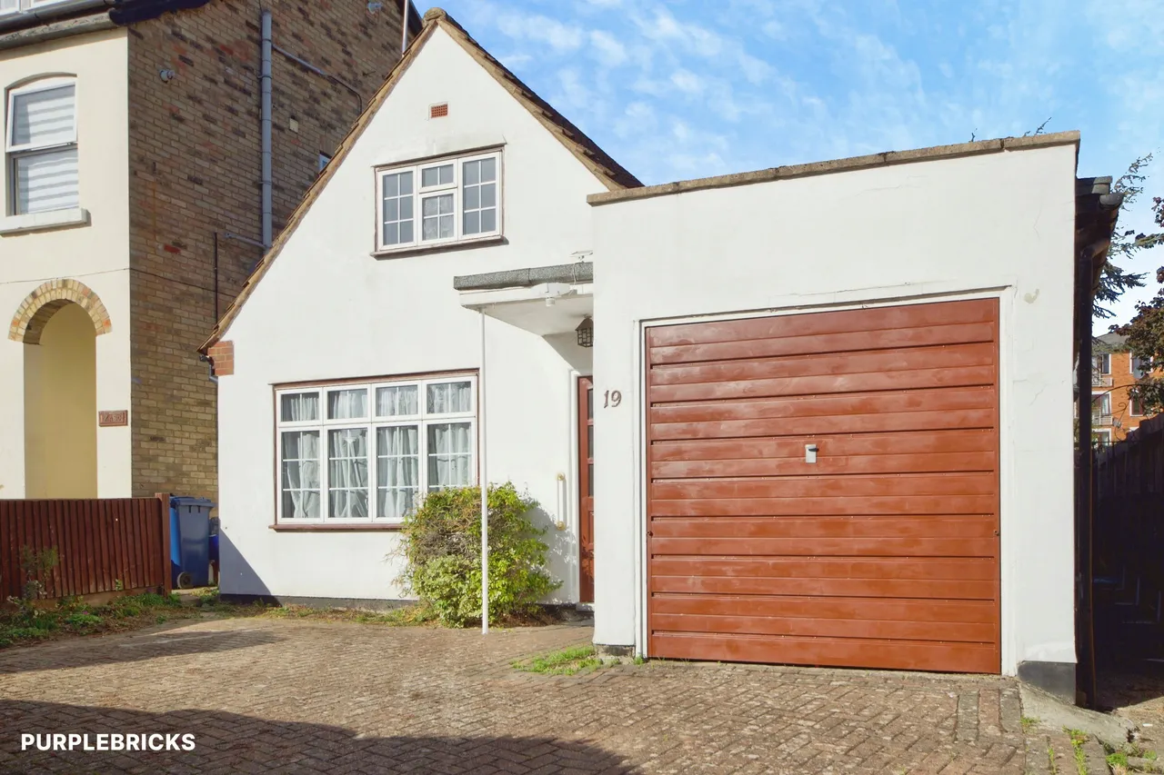 Friern Park, London, N12, photo 27