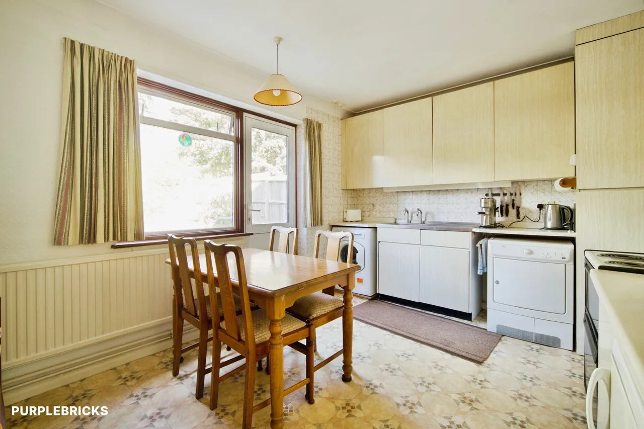 Friern Park, London, N12, photo 14