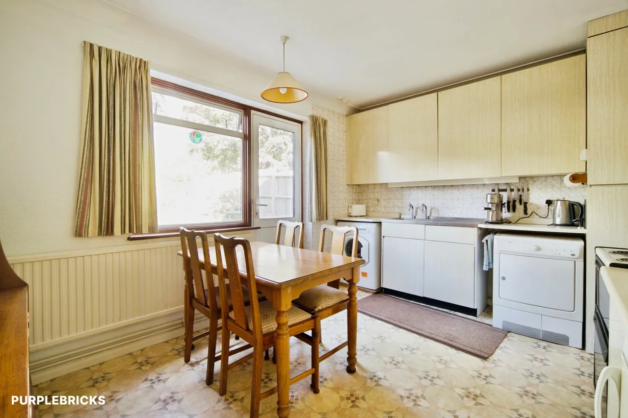 Friern Park, London, N12, photo 4