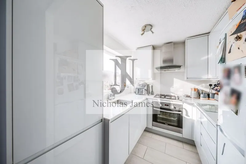 Galdana Avenue, Barnet, EN5, photo 6